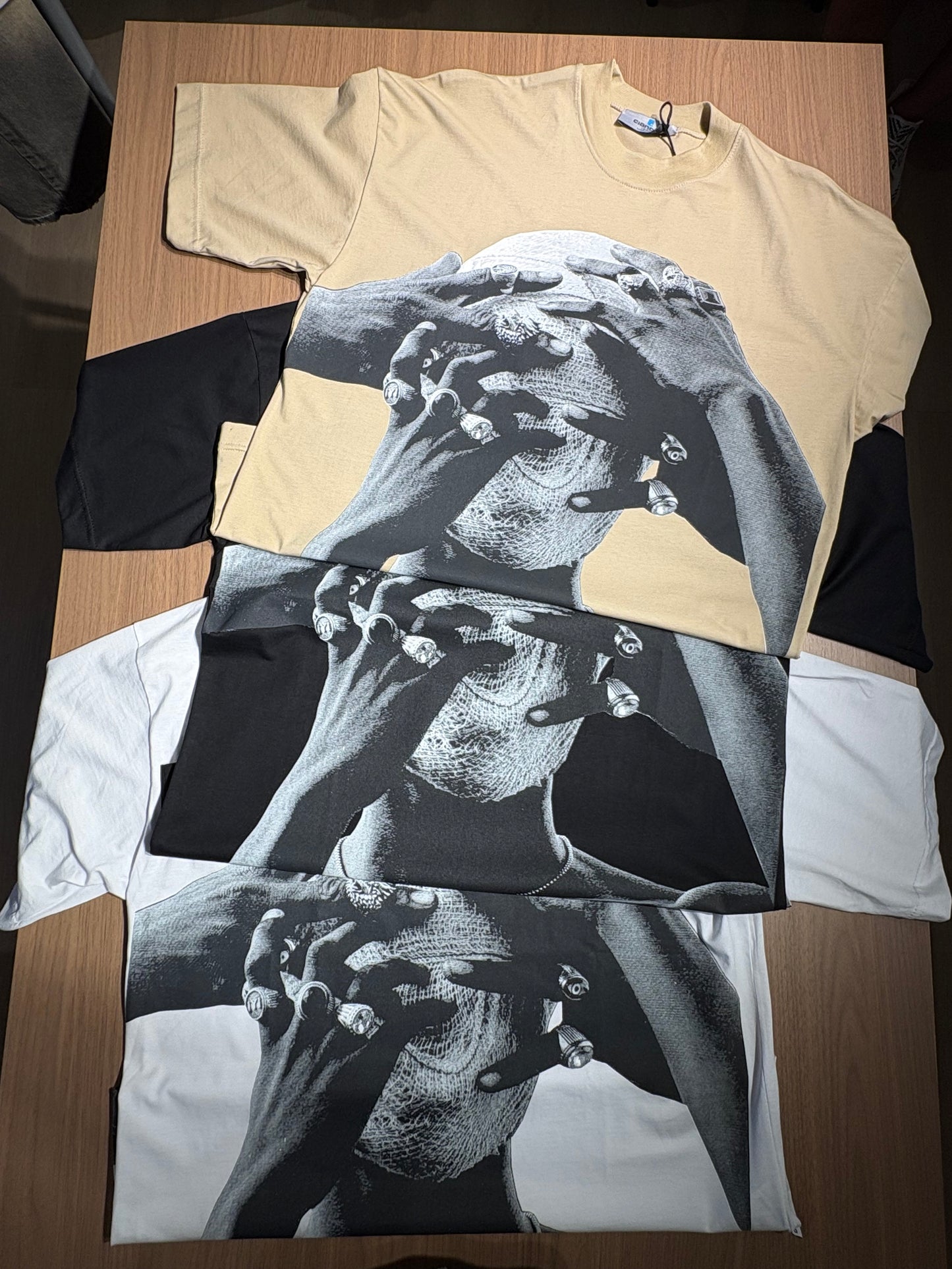 T-shirt Cianotic Crop Fear